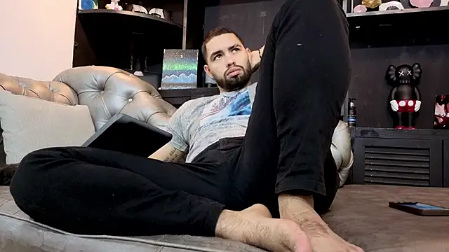 matteosantos - Matteosantos's free webcam - UK Sex Cams