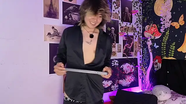 Noah_blackwood webcam