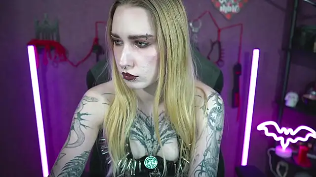 amywhitenessxx webcam