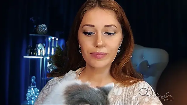 MissBeverlyMills webcam