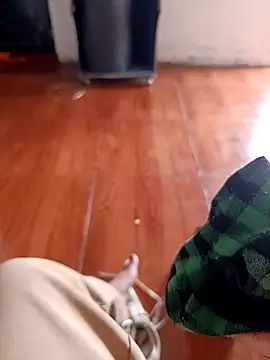 Leticia_Hinkley_ webcam