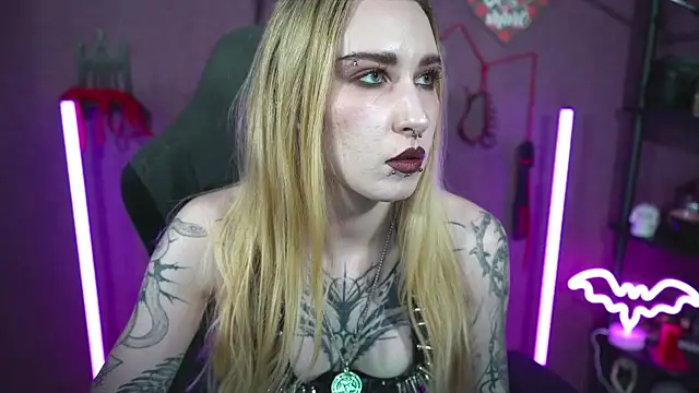 amywhitenessxx webcam