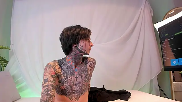 walter_white0276 - Walter_White0276's free webcam - UK Sex Cams