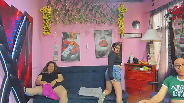 lesbiancuple webcam