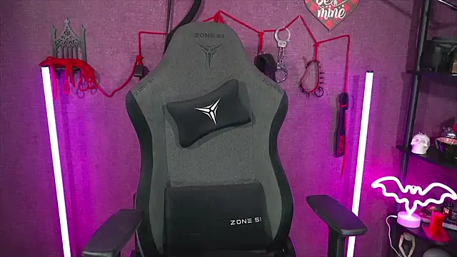 amywhitenessxx webcam