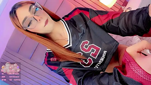 Camille_deluxe webcam