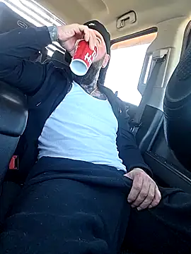 Beardedtattood webcam