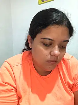 luisahot_9727 webcam