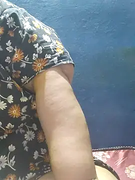 Webcam Model (tamilthanushri)  is live.Free join now!