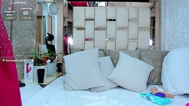 katleya_lewiis webcam