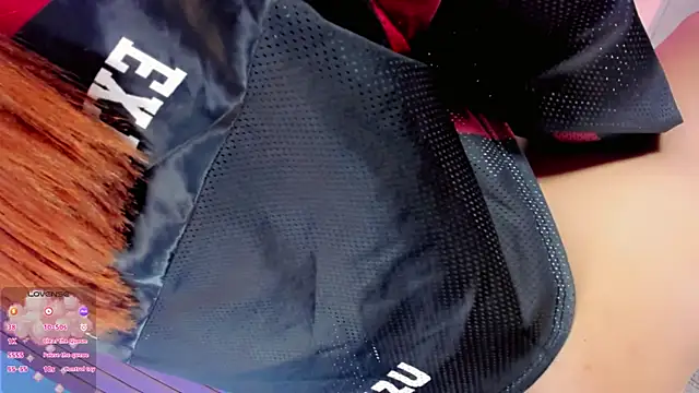 Camille_deluxe webcam