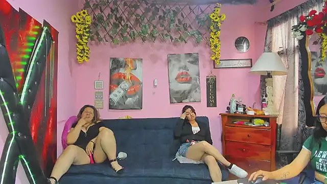 lesbiancuple webcam