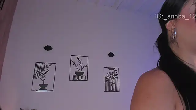annie_barozzi webcam