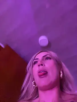 alicev_kitty from StripChat is Freechat