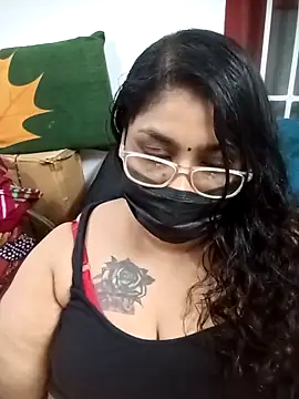 Webcam Model (deepika-mallus)  is live.Free join now!