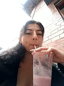 anntonella_watson webcam