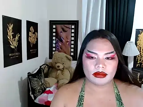 TSbrianaHugeCock webcam