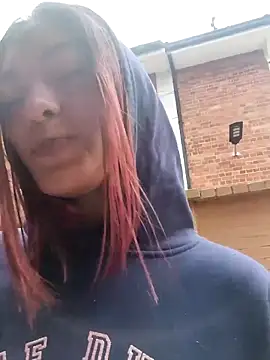 Victoria_Beaumont webcam