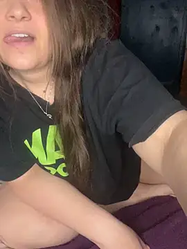 queen_camixo - Queen_CamiXO's free webcam - UK Sex Cams