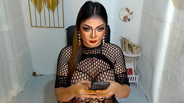 SelfsuckerQueenAmanda webcam