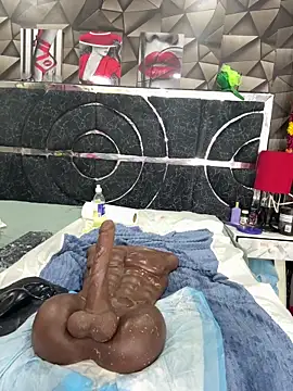 Webcam Model (alexa_fiore01)  is live.Free join now!