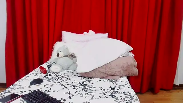 SexyBustyBoobs webcam