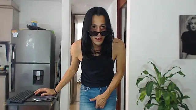 Ferotic_SexAddict webcam