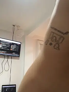 Webcam Model (leilani_X)  is live.Free join now!