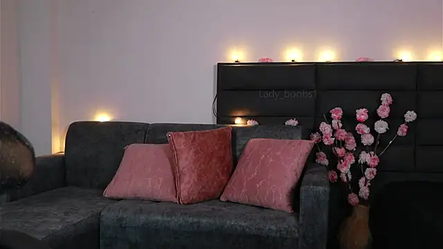 kathieandpovcock1 webcam