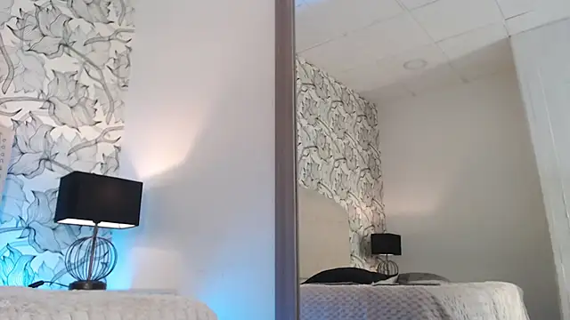 Venusandrea29 webcam