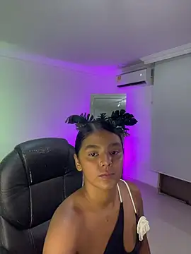 janylove__ - JANYLOVE__'s free webcam - UK Sex Cams