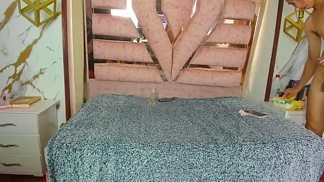 antonella_and_thiago - Antonella_And_Thiago's free webcam - UK Sex Cams