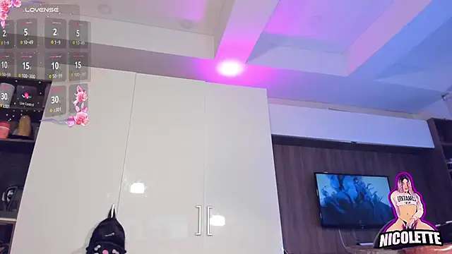 nicolette_tay webcam