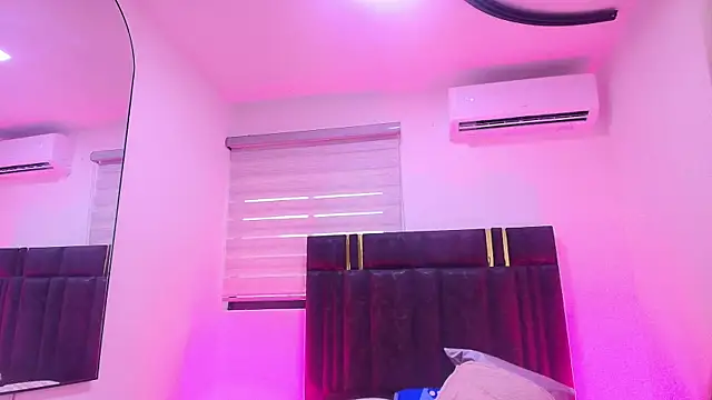 sara_ck webcam