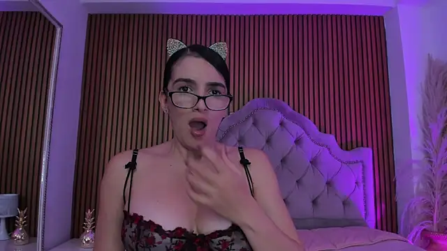 Violett_hott_ webcam