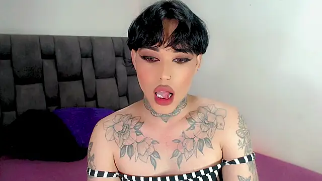 little_star_porn - Little_star_porn's free webcam - UK Sex Cams