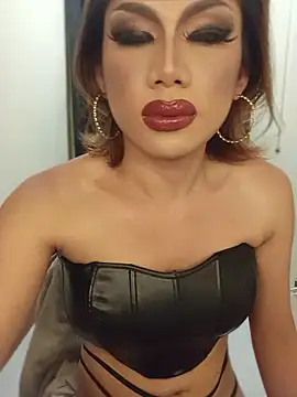 victorias_domworld (T young) - Overload Cum Show