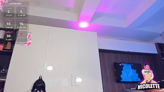 nicolette_tay webcam