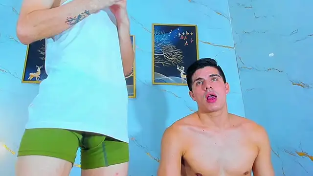 Spicy_guys webcam
