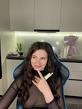 curlylara - CurlyLara's free webcam - UK Sex Cams