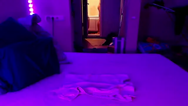 baphomet_from_ice webcam