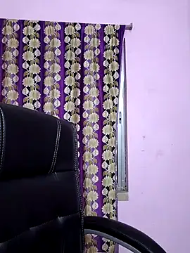 Webcam Model (cutie_pei002)  is live.Free join now!