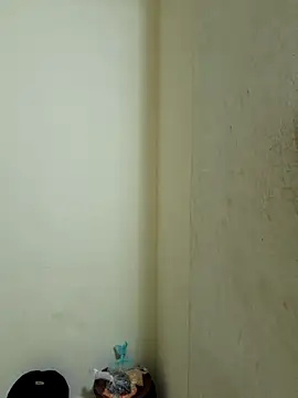 Webcam Model (Teri_lella)  is live.Free join now!