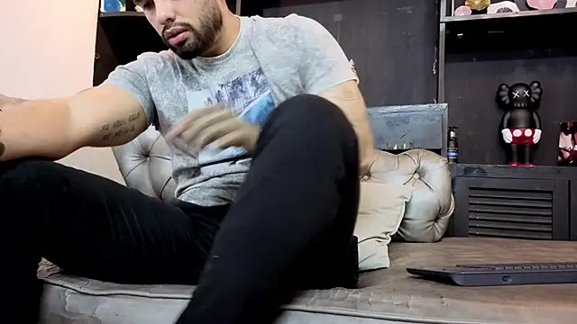 matteosantos live sex cam