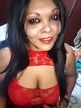 Webcam Model (hemilynthomas2467)  is live.Free join now!