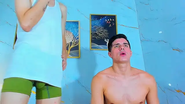 Spicy_guys webcam