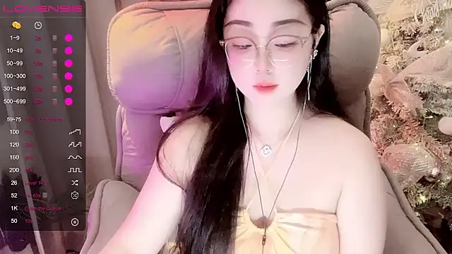 Monica-666888- webcam