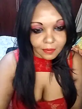 Webcam Model (hemilynthomas2467)  is live.Free join now!