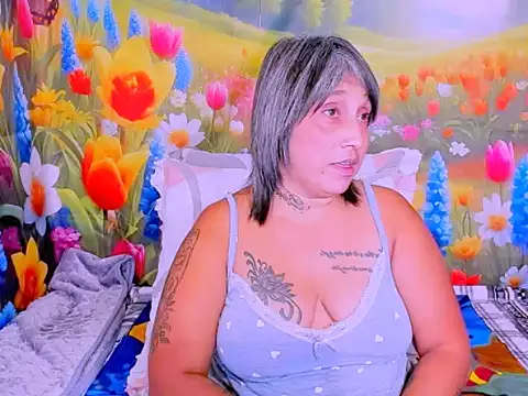 indianroxy webcam