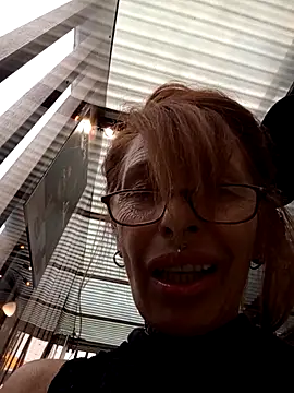 FrozenWaffle live sex cam